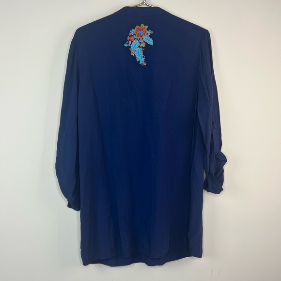 Solitaire Navy Blue Embroidered Top, Large - Picture 5 of 6